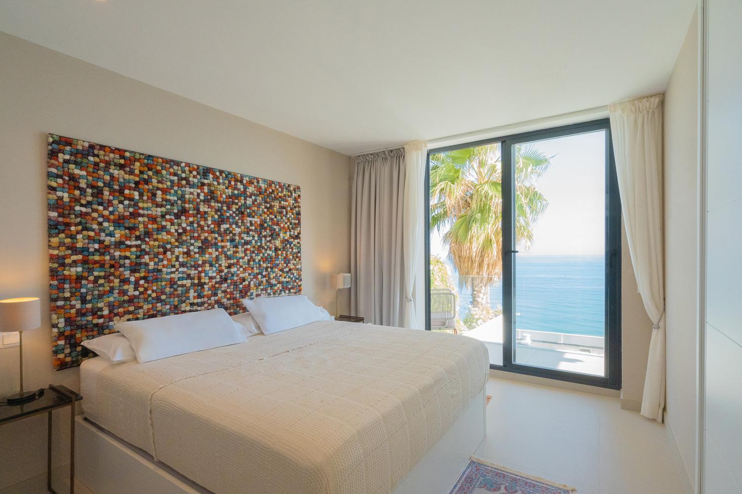 トレモリノスPrivate 250Sqm Garden Duplex, Jacuzzi, Cinema, Sea View Escapeアパートメント エクステリア 写真
