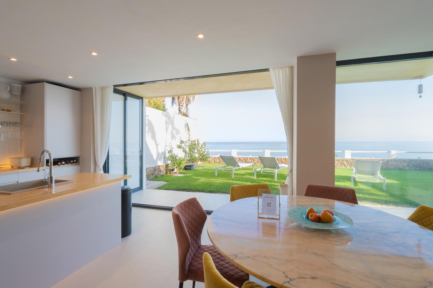 トレモリノスPrivate 250Sqm Garden Duplex, Jacuzzi, Cinema, Sea View Escapeアパートメント エクステリア 写真